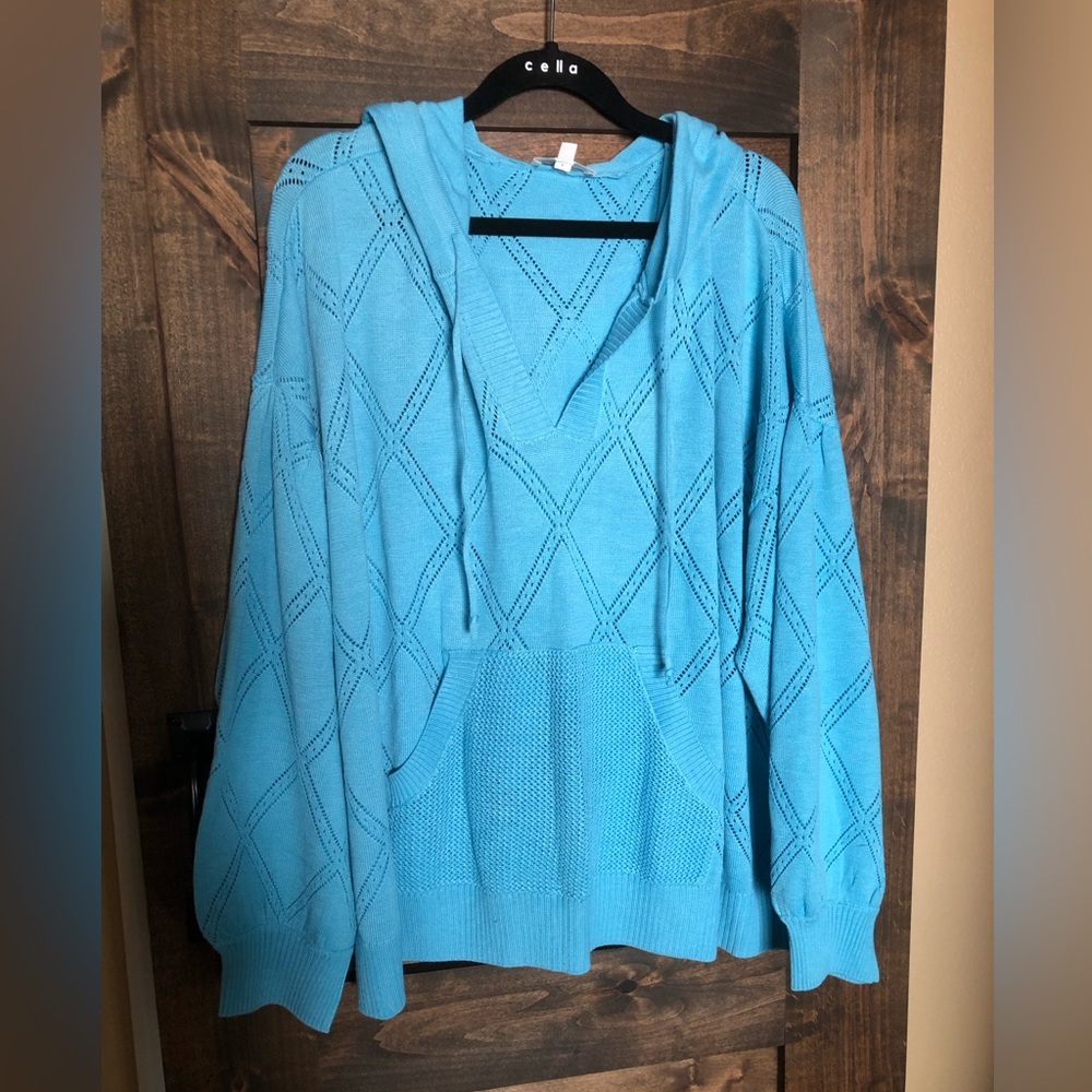 Super soft sweater hoodie by Candace Cameron Bure
